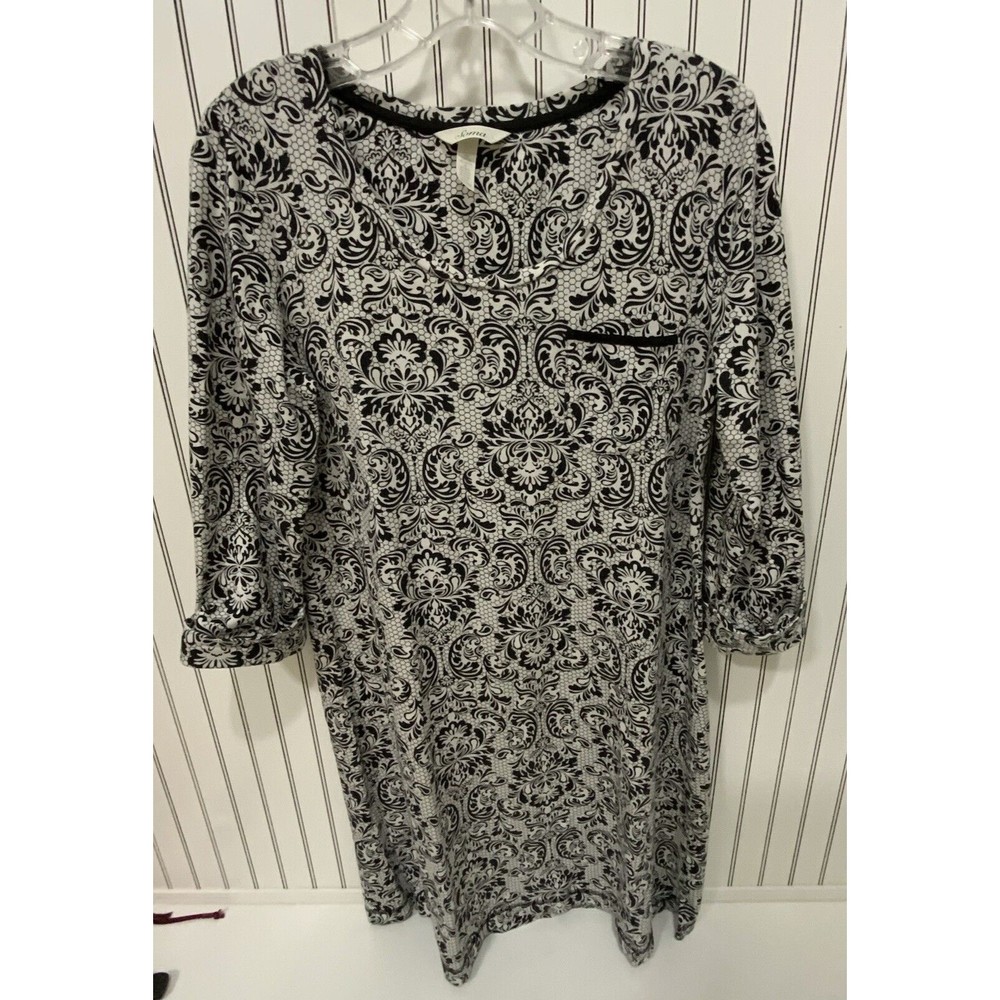 Soma Cool Nights Medium Nightgown Sleepshirt Black White Paisley Long Sleeve